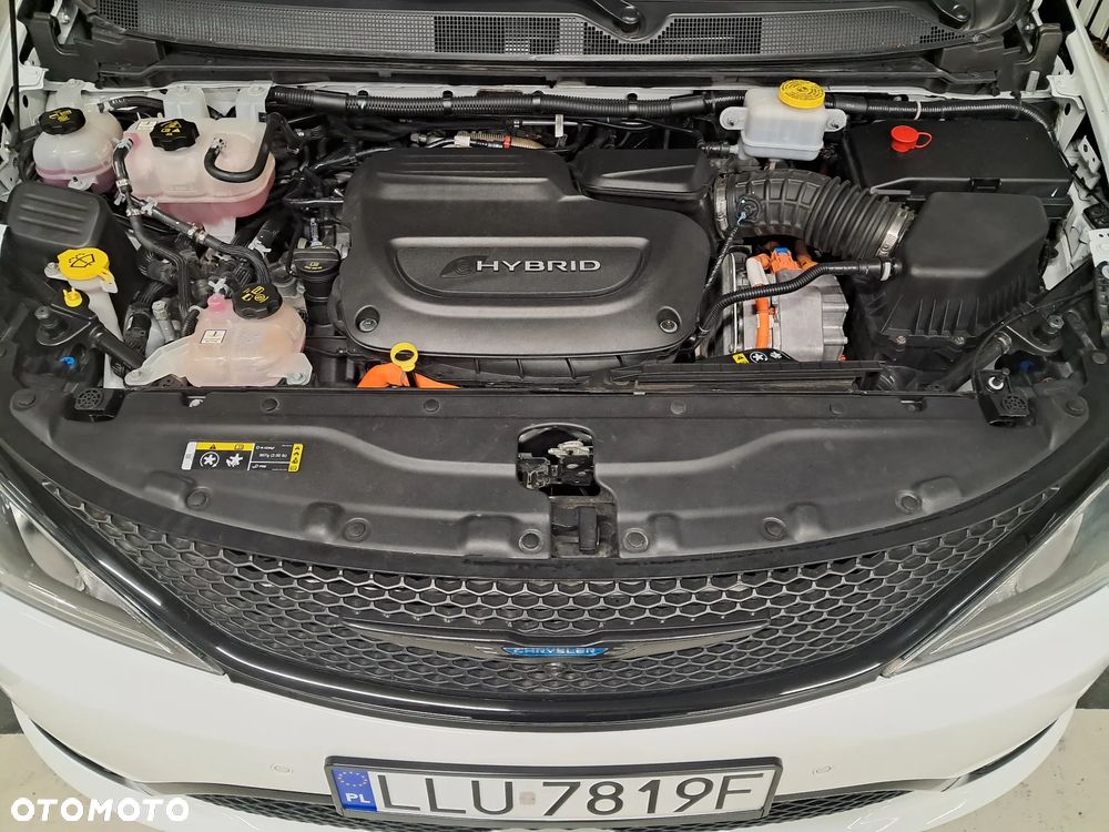Chrysler Pacifica - 9