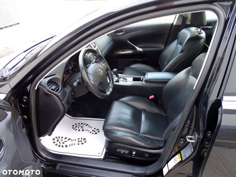 Lexus IS 250 F-Sport - 10