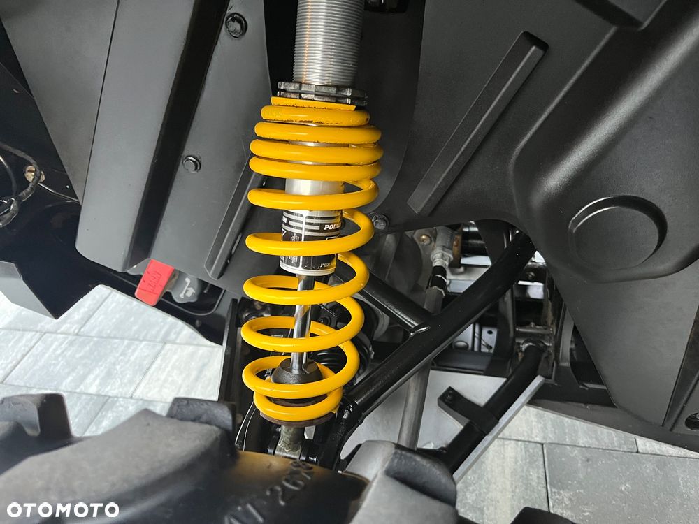 Can-Am Outlander - 12
