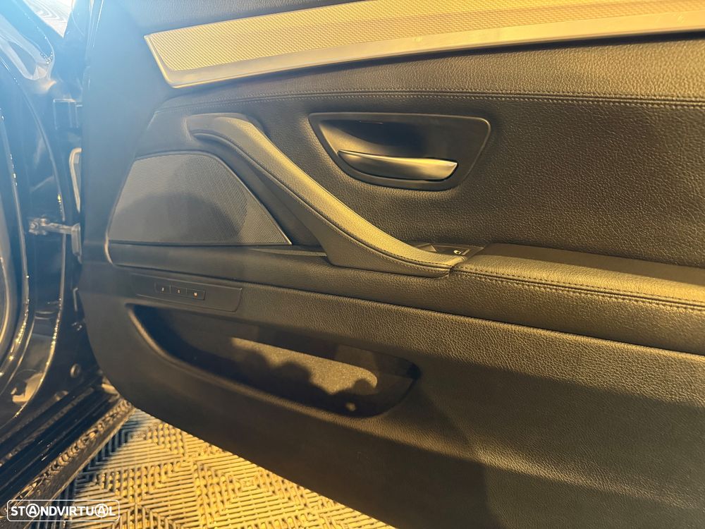 BMW M550d xDrive Auto - 39