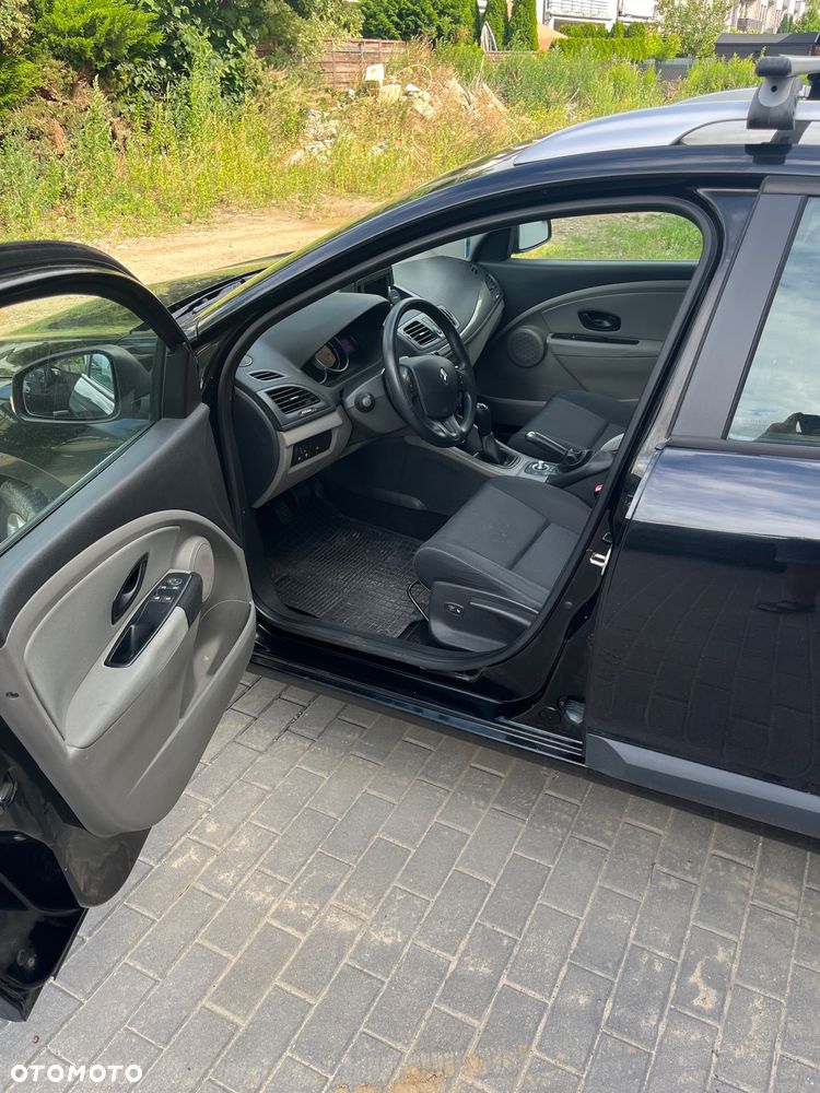 Renault Megane 1.6 16V Authentique - 6