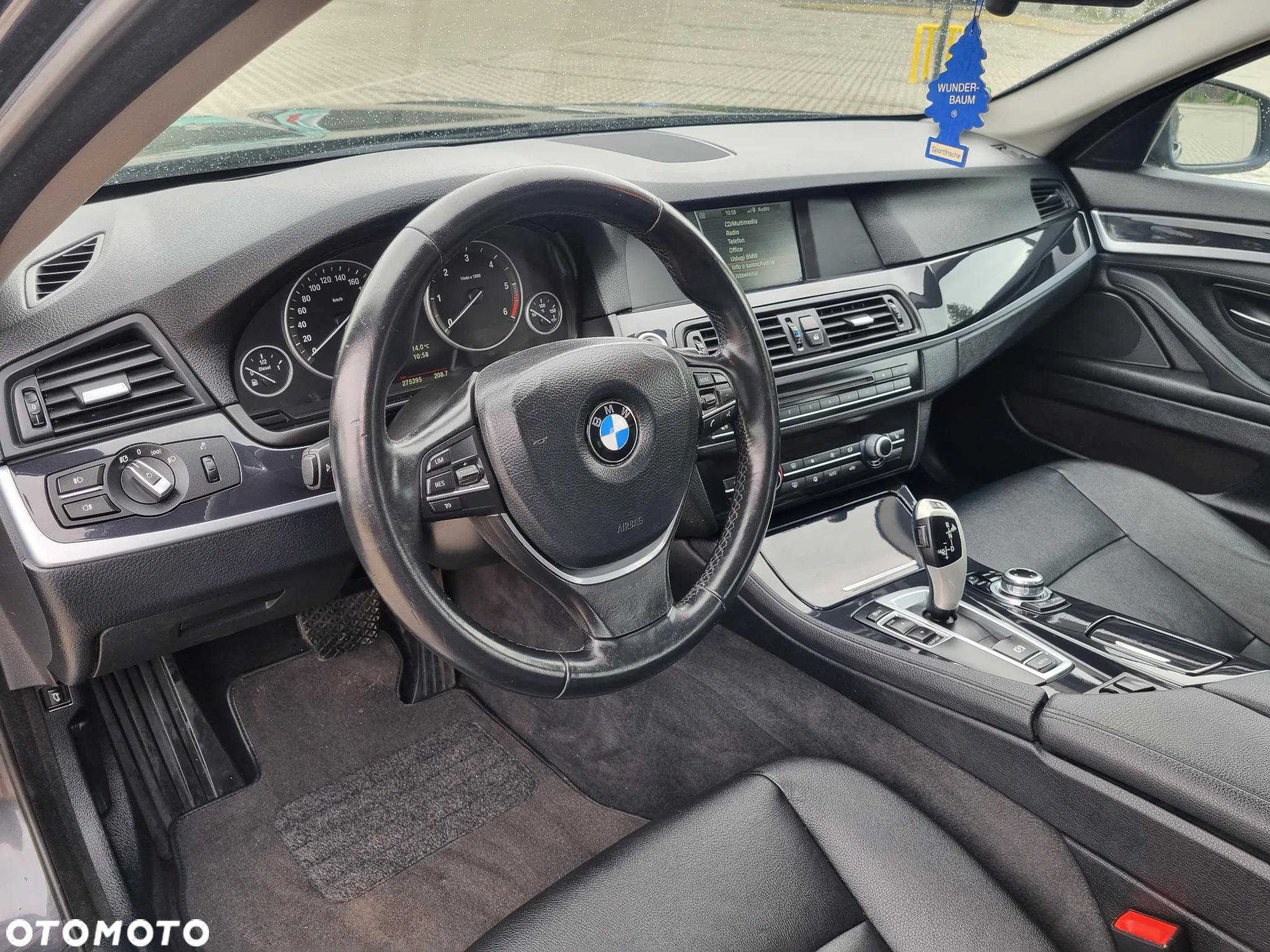 BMW Seria 5 520d Touring - 15