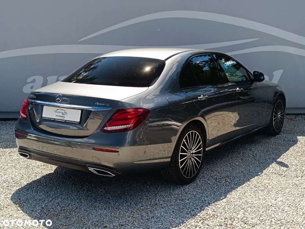 Mercedes-Benz Klasa E - 3