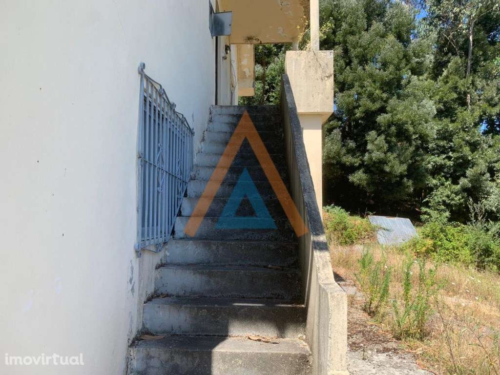 Moradia e Armazem - Grande imagem: 2/60