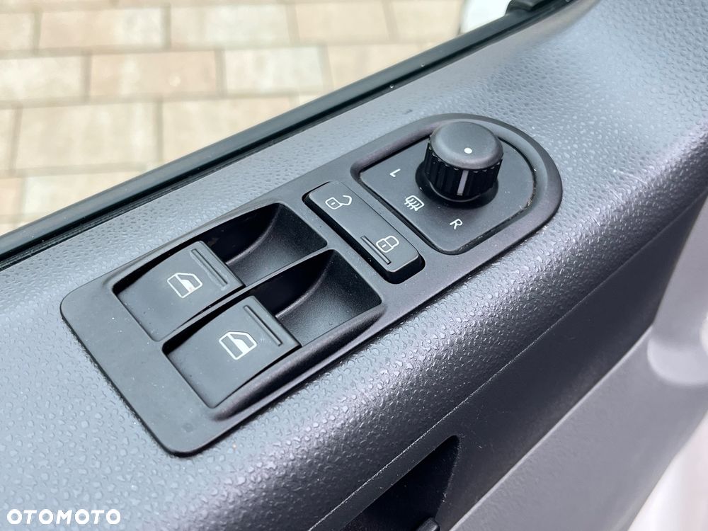 Volkswagen Transporter T6 - 24