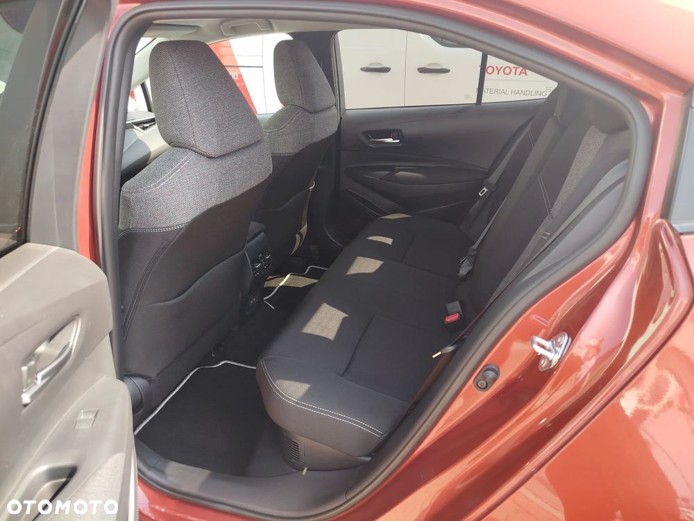 Toyota Corolla 1.8 Hybrid Style - 15