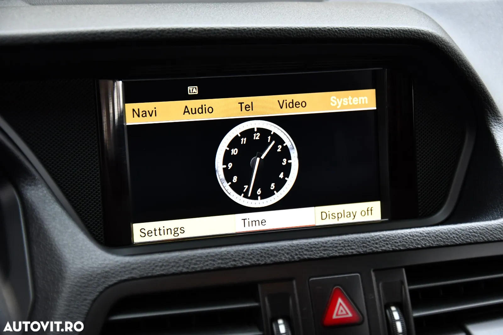 Mercedes-Benz E 250 CDI DPF Coupe BlueEFFICIENCY Automatik Avantgarde - 24