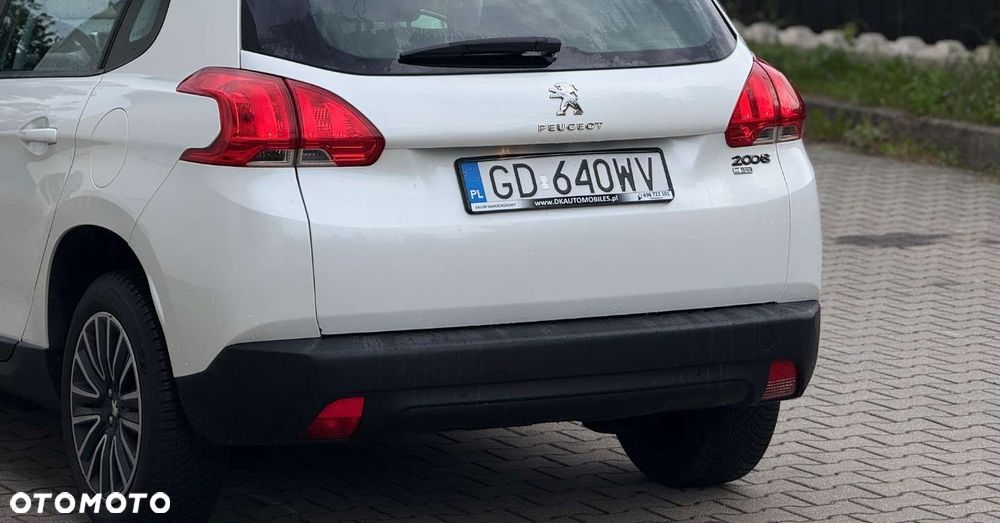 Peugeot 2008 - 12