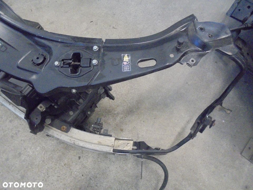 MERCEDES S KLASA W221 CHLODNICE PAS PRZEDNI 320 CDI - 3
