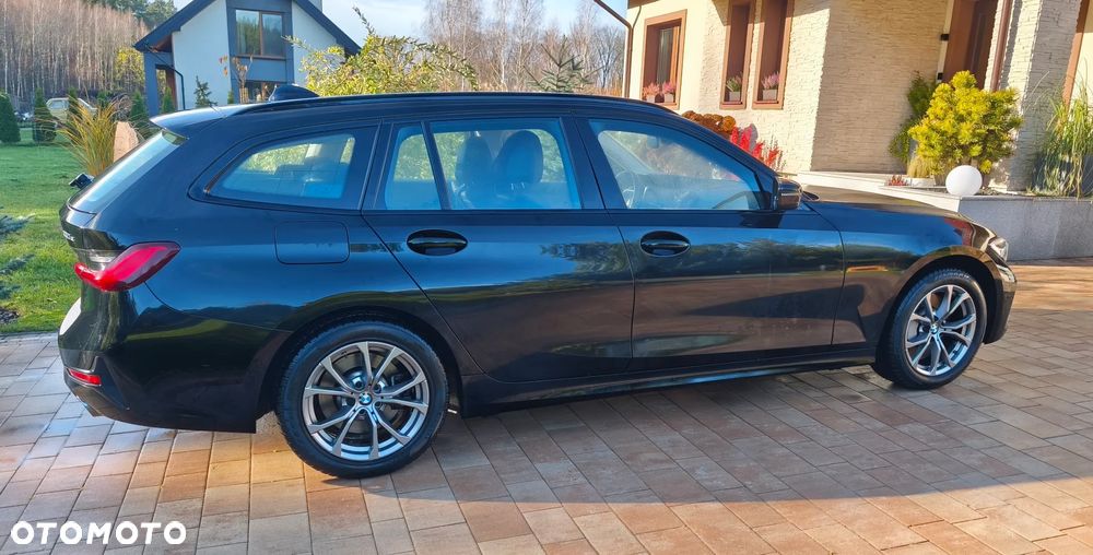 BMW Seria 3 330e Sport Line - 4