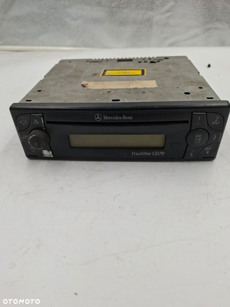 RADIO FABRYCZNE CD MERCEDES ATEGO AXOR - 2