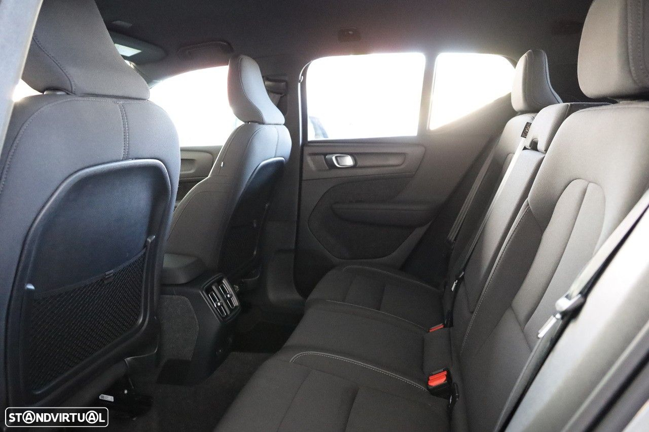 Volvo XC 40 Recharge Extended Range Plus - 9
