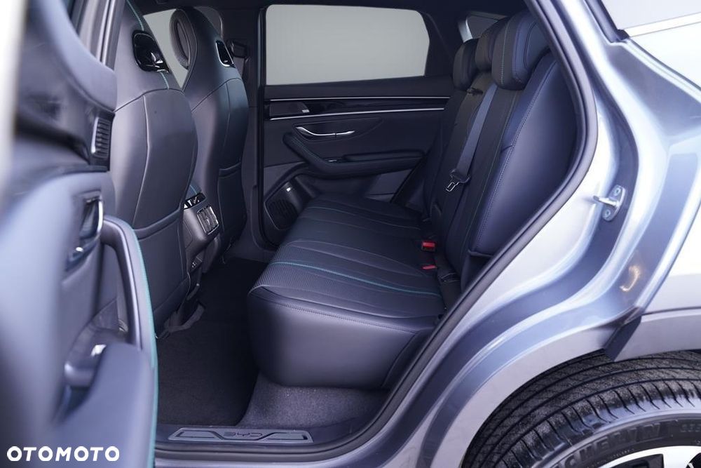 BYD Seal U 1.5T Design AWD - 10