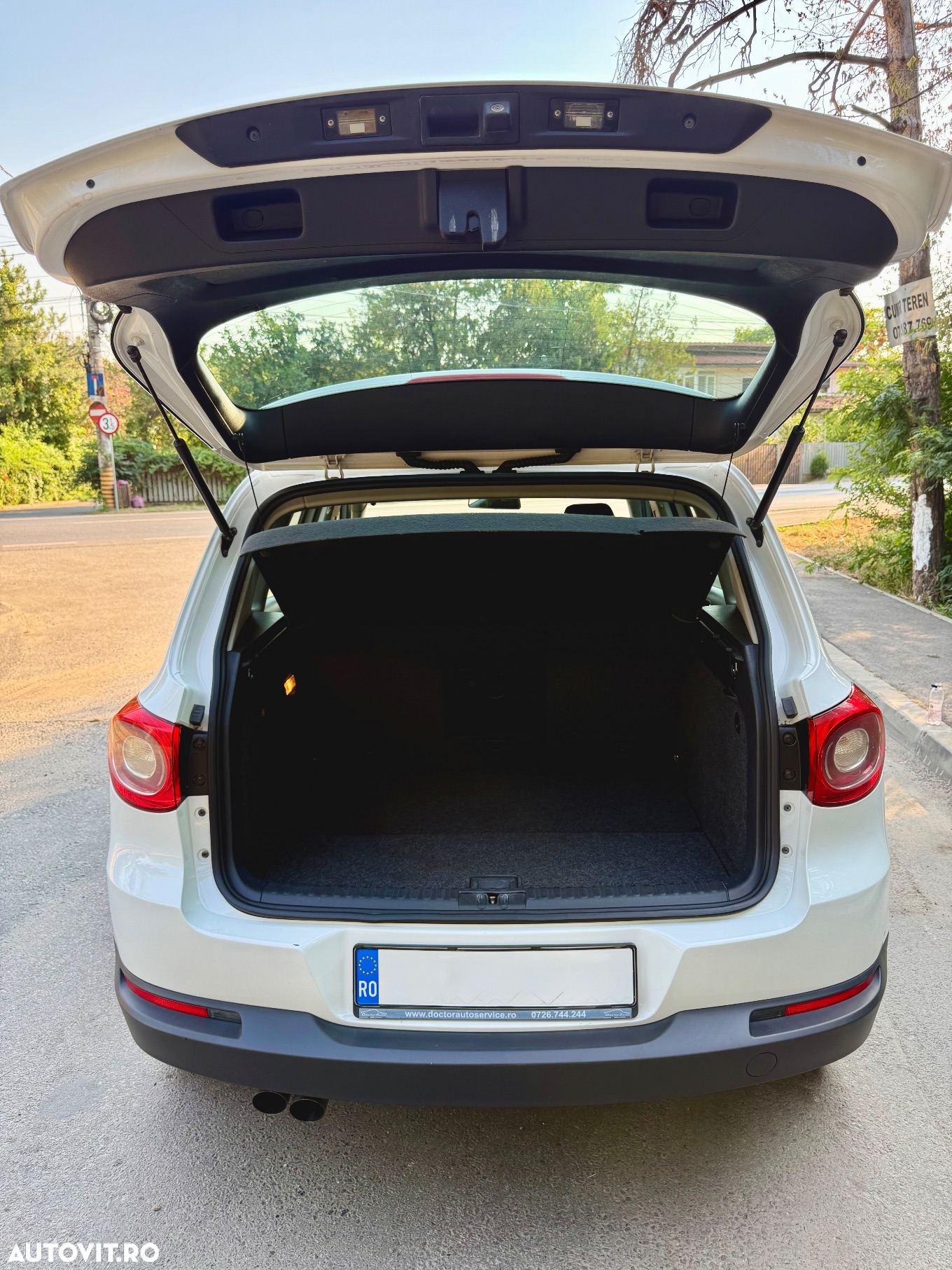 Volkswagen Tiguan 2.0 TDI 4Motion DSG Trend & Fun - 9
