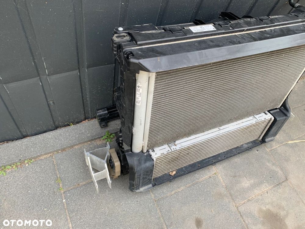 KOMPLET CHŁODNIC WENTYLATOR BMW G30 G31 G32 G11 G12 G14 G15 G16 3.0 DIESEL - 2