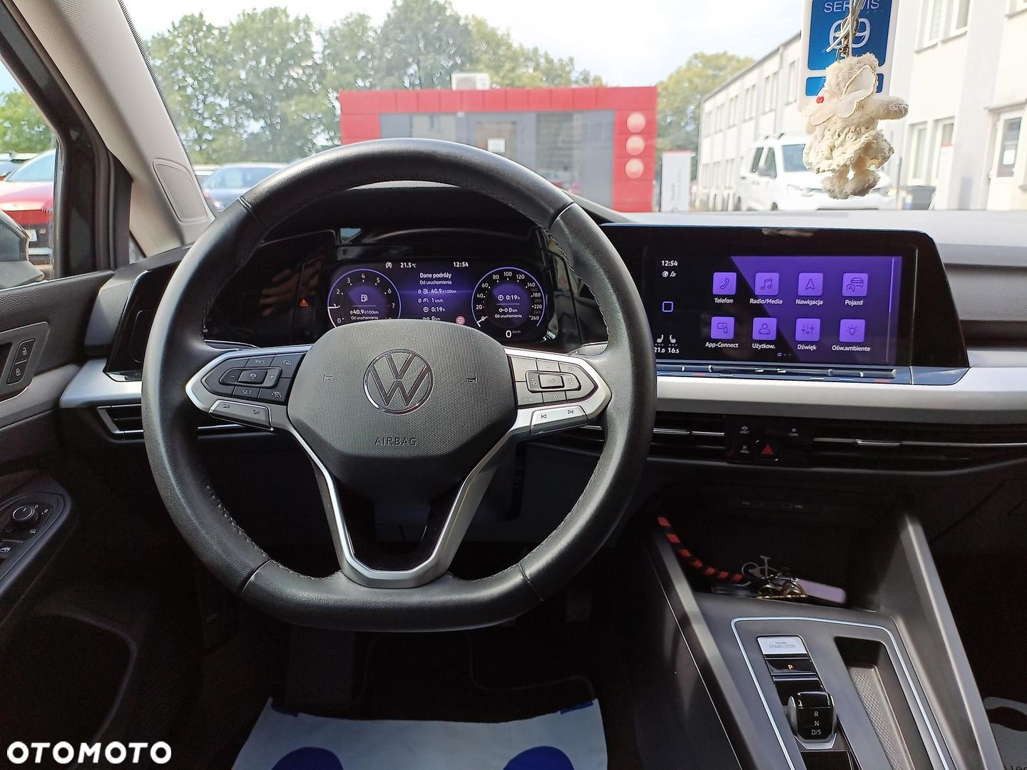 Volkswagen Golf - 16