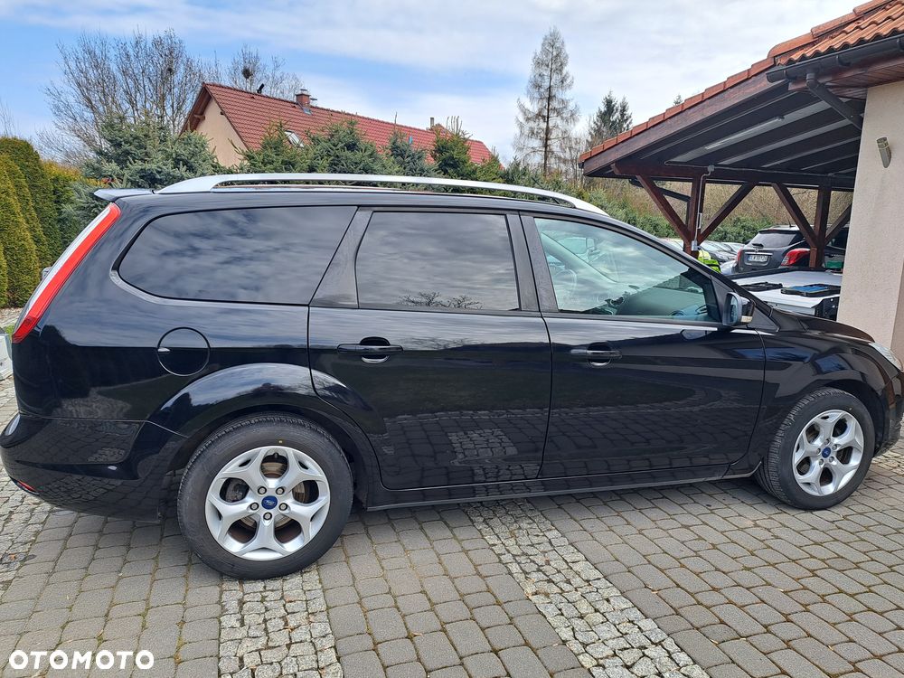 Ford Focus 1.6 16V Ambiente - 5