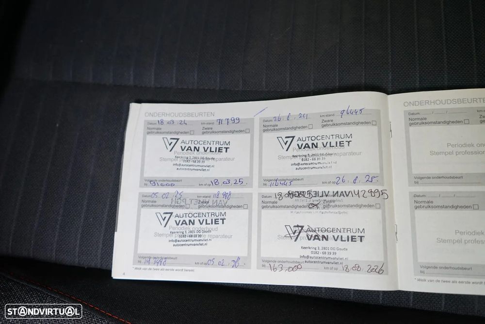 Peugeot 2008 1.2 PureTech Style - 38