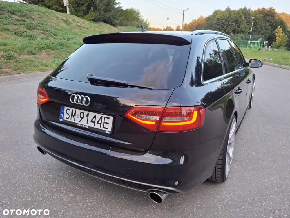 Audi A4 Avant 2.0 TDI DPF quattro S tronic S line Sportpaket - 13