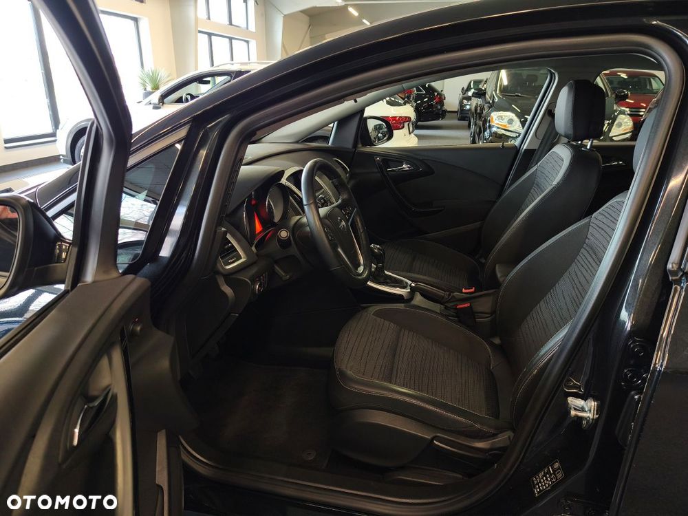 Opel Astra 1.6 Design Edition - 6