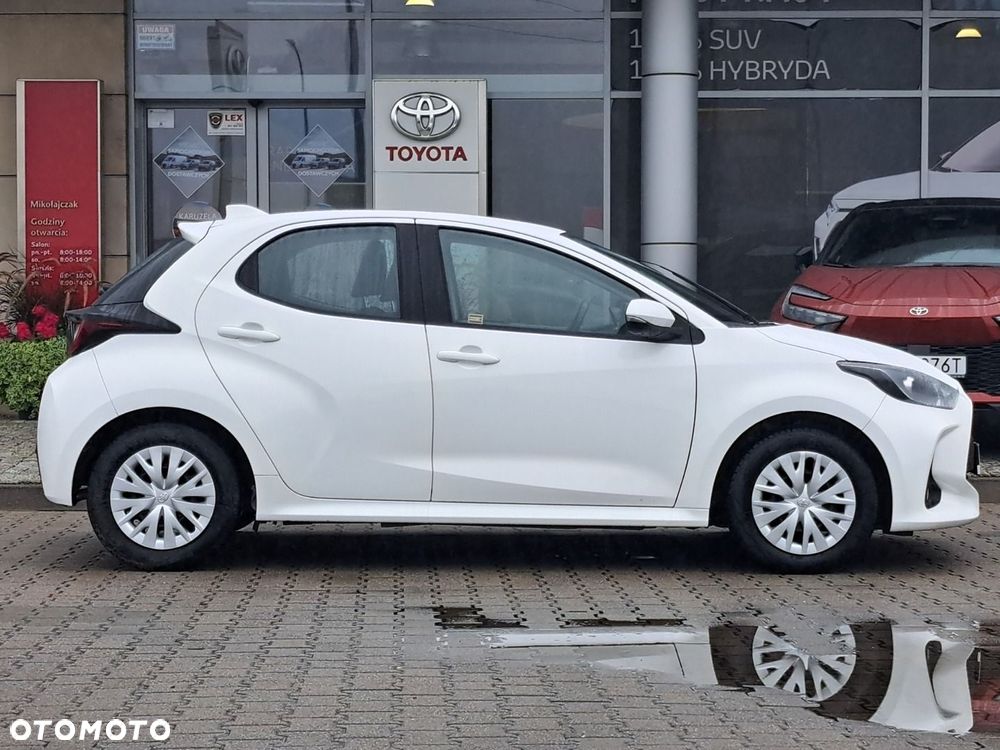 Toyota Yaris - 8