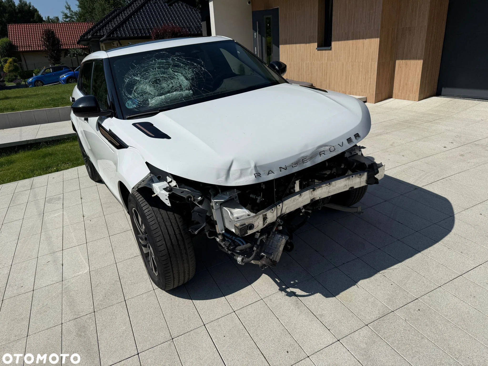 Land Rover Range Rover Evoque - 11