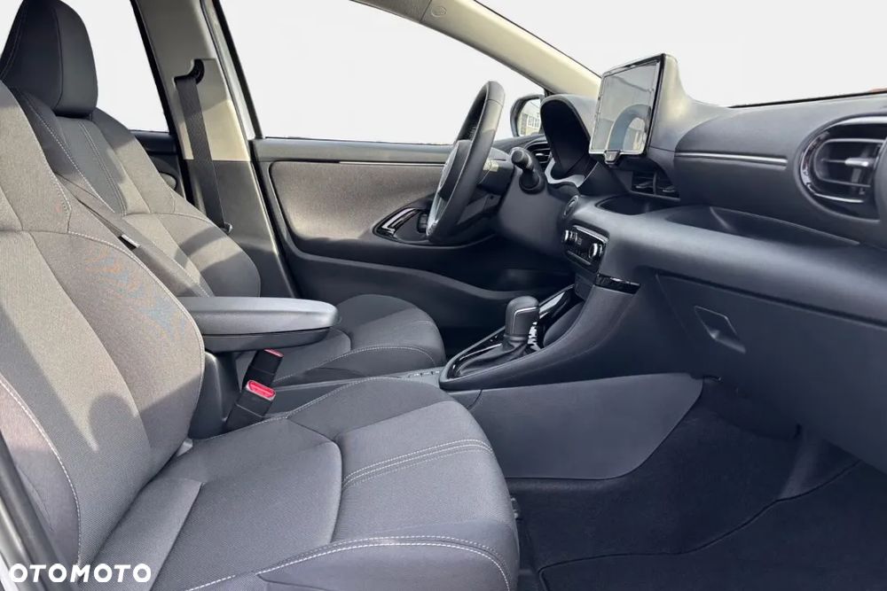 Toyota Yaris Hybrid 1.5 Style - 27