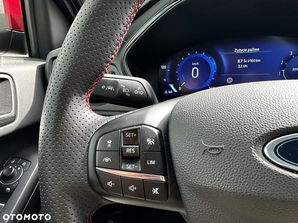 Ford Focus SW - 20