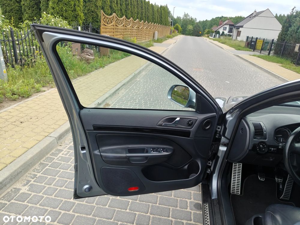 Skoda Octavia 2.0 TSI RS - 20