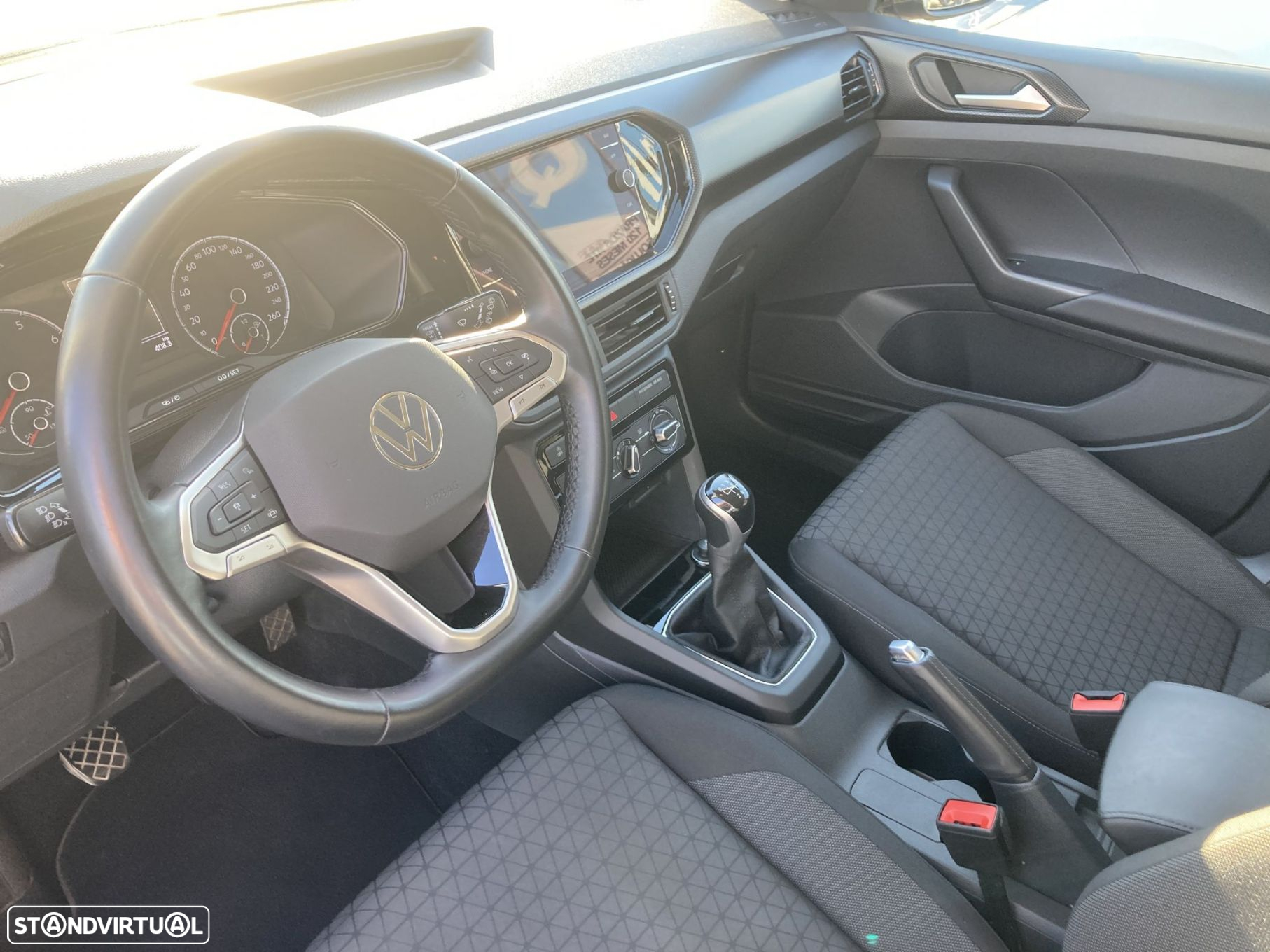 VW T-Cross 1.0 TSI Life - 23