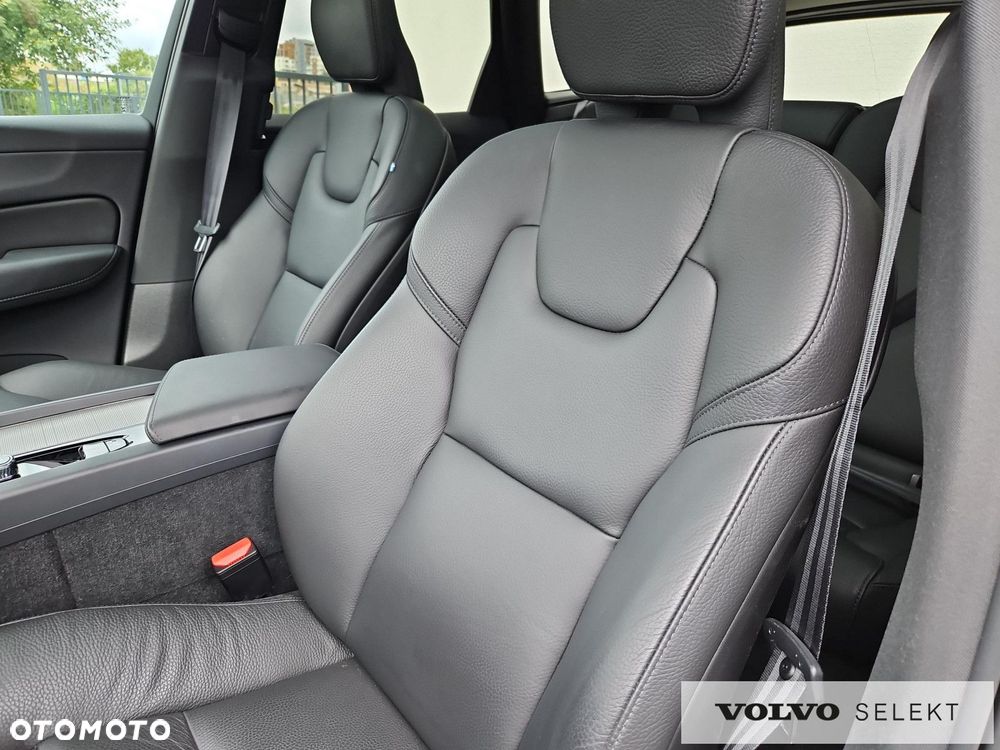 Volvo XC 60 T6 AWD Plus Dark - 20