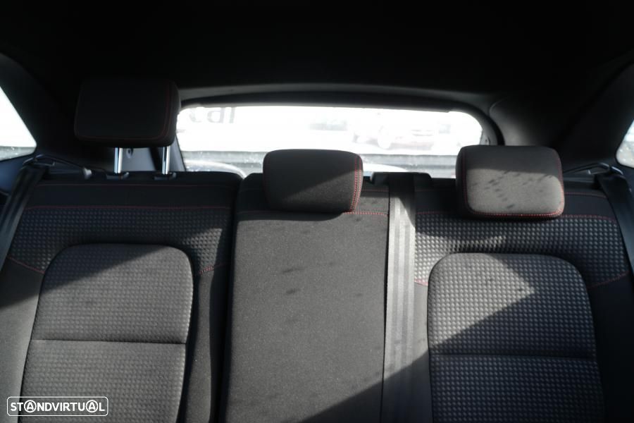 Ford Kuga 1.5 EcoBoost ST-Line - 13