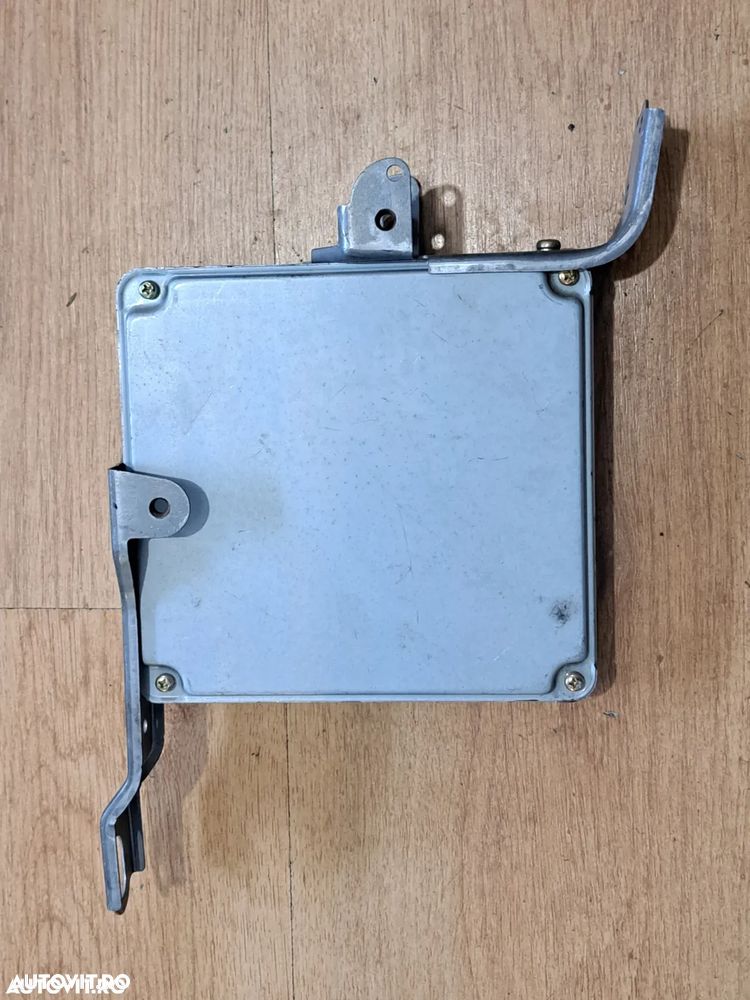 CALCULATOR MOTOR ECU Toyota Hilux Land Cruiser Fortuner 3.0 D-4D A/T 1KD-FTV 89661-6A090 - 3