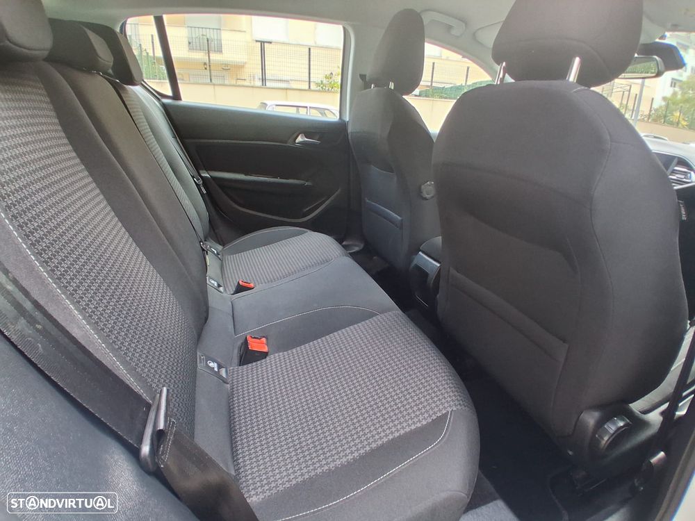 Peugeot 308 1.5 BlueHDi Business Line - 28