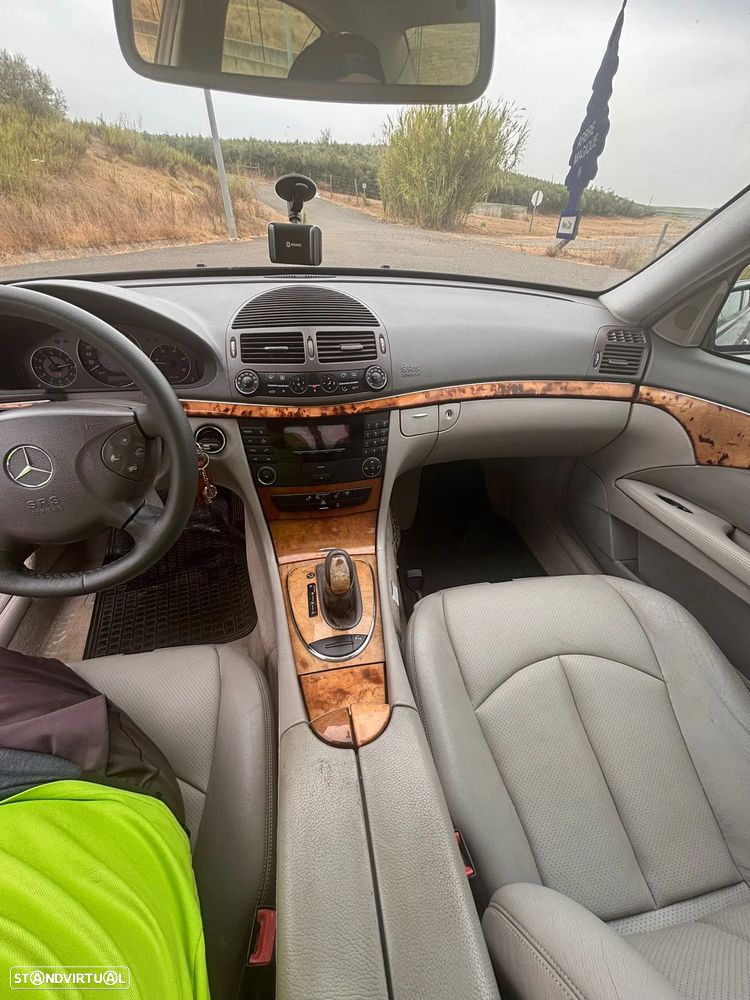 Mercedes-Benz E 270 - 5