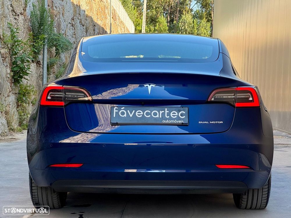 Tesla Model 3 Long-Range Dual Motor AWD - 4