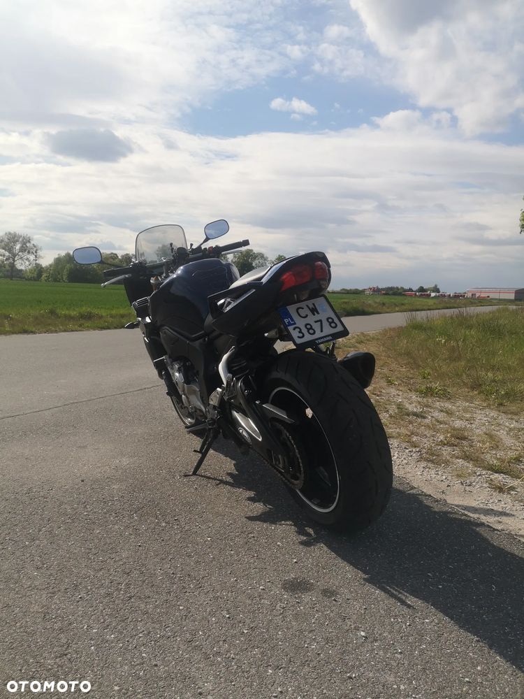 Yamaha FZ - 6