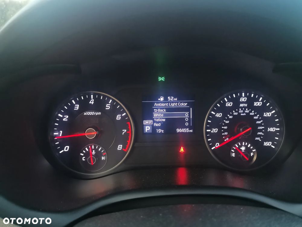 Kia Stinger - 28