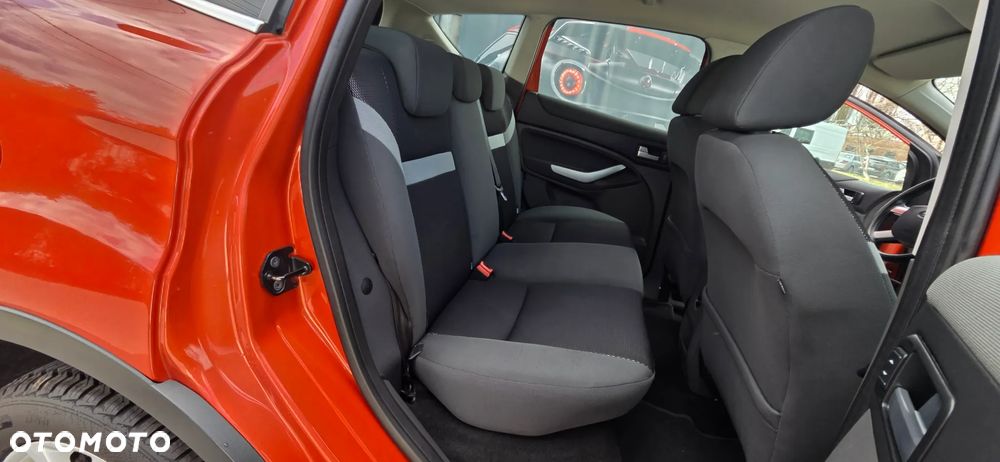 Ford Kuga 2.0 TDCi 2x4 Champions Edition - 34