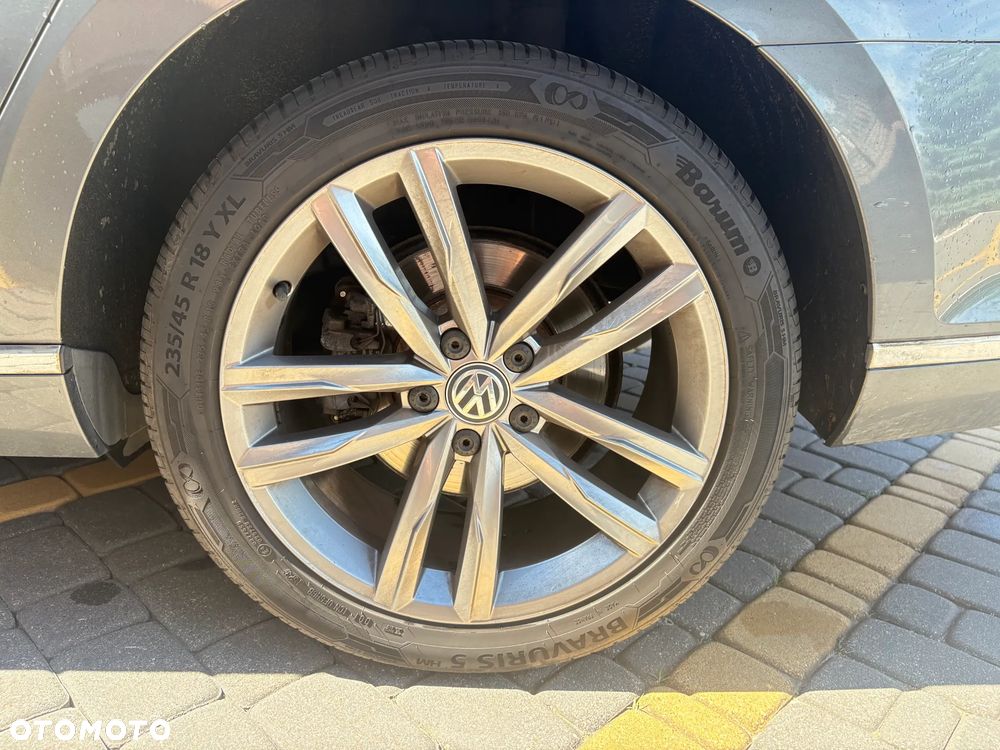 Volkswagen Passat 2.0 TDI BMT 4Mot Highline DSG - 13
