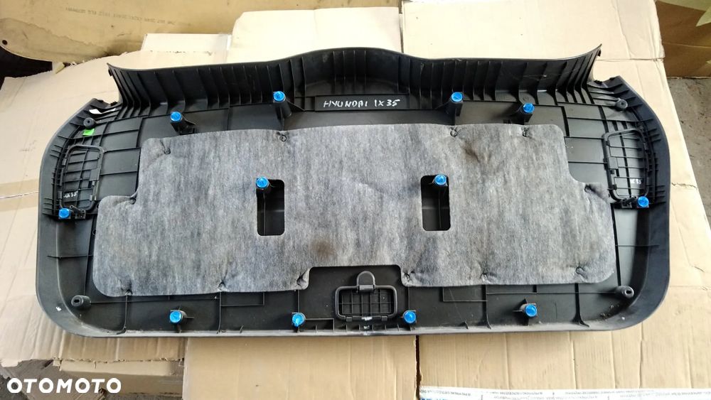 Hyundai IX35 Boczek klapy tylnej bagażnika - 2