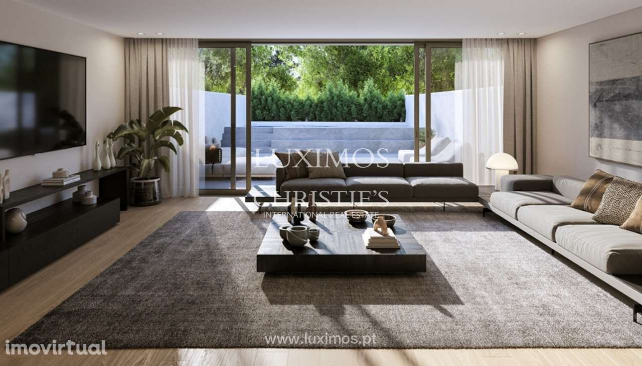 Moradia V3 com jardim e piscina à venda junto à praia em Lavra - Grande imagem: 5/24