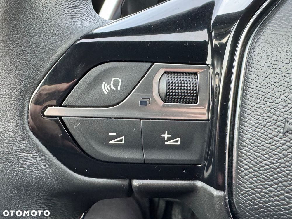 Peugeot 5008 1.5 BlueHDi Allure Pack S&S EAT8 - 30