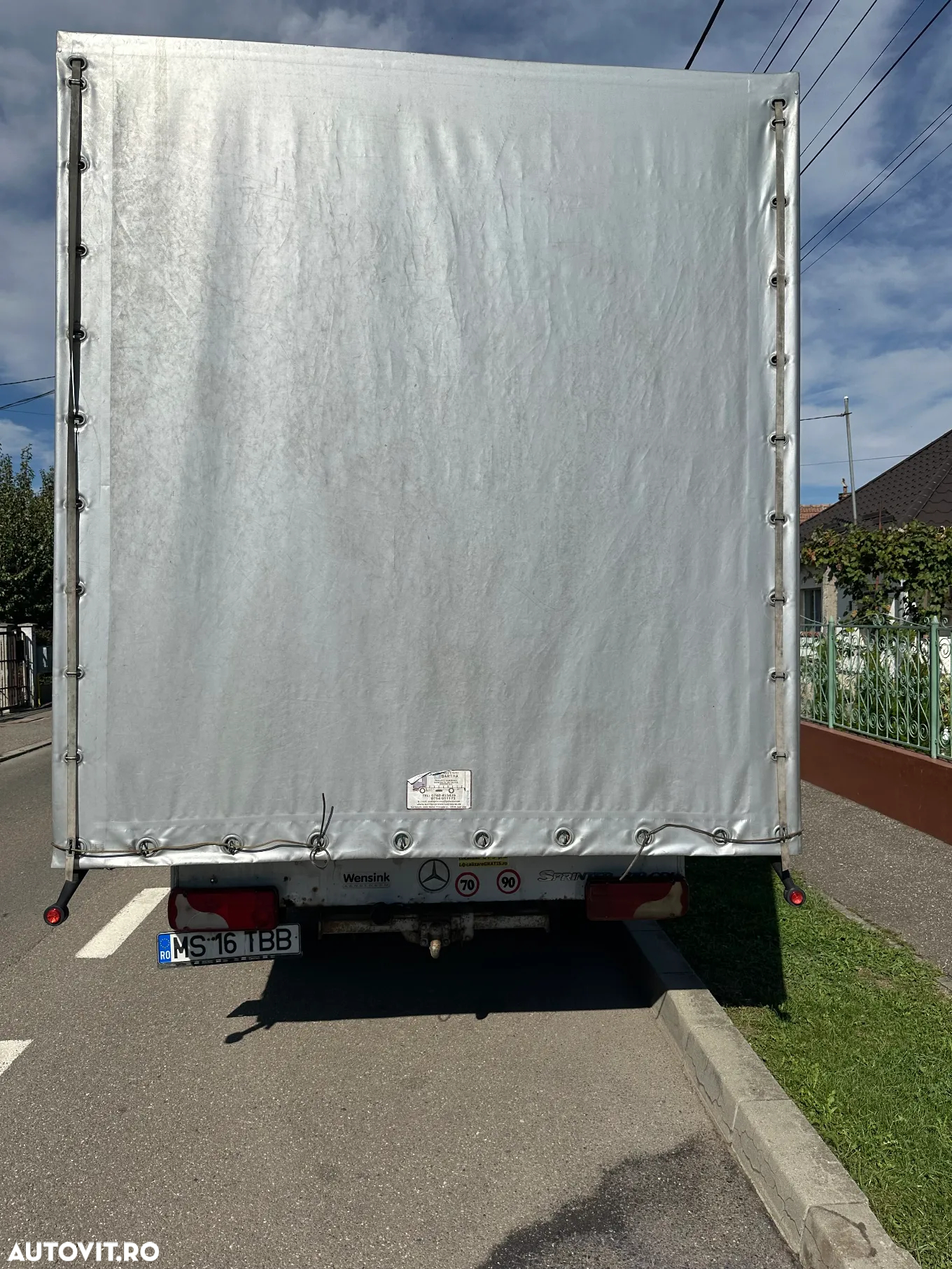 Mercedes-Benz Sprinter - 2