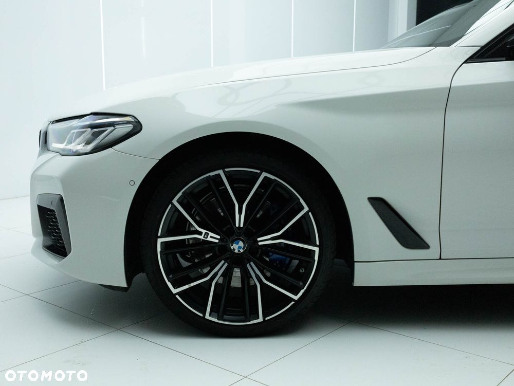 BMW Seria 5 530i xDrive M Sport Edition - 7