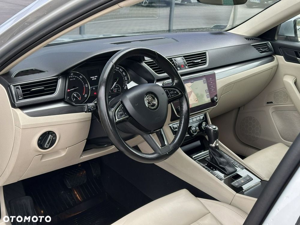 Skoda Superb 2.0 TDI 4x4 DSG Style - 14