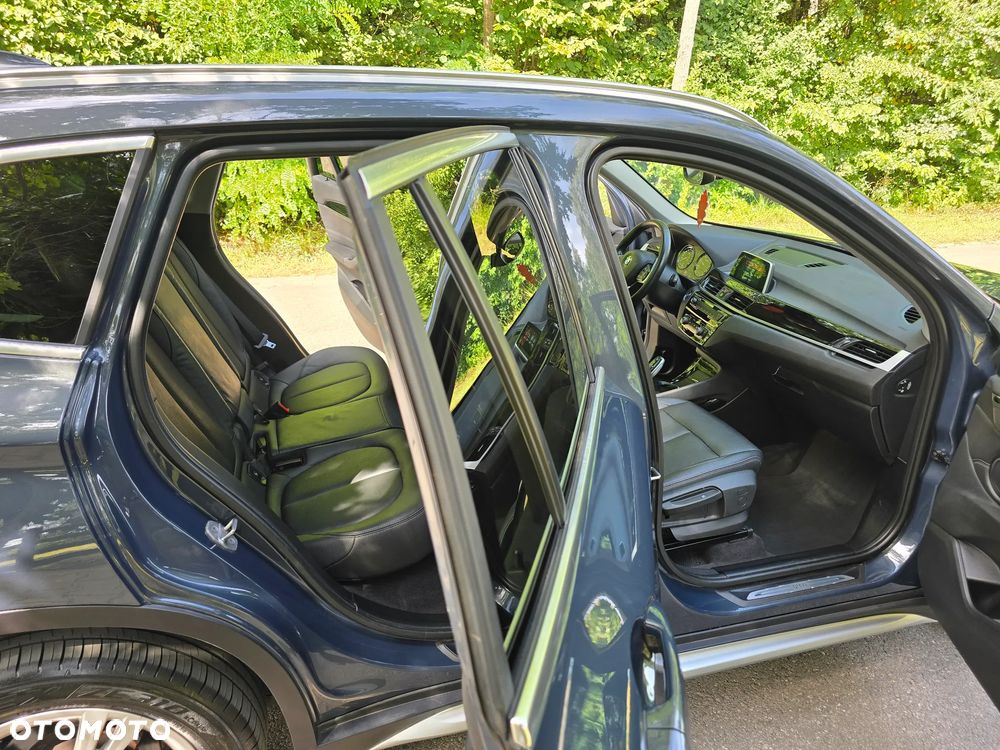 BMW X1 sDrive16d - 22