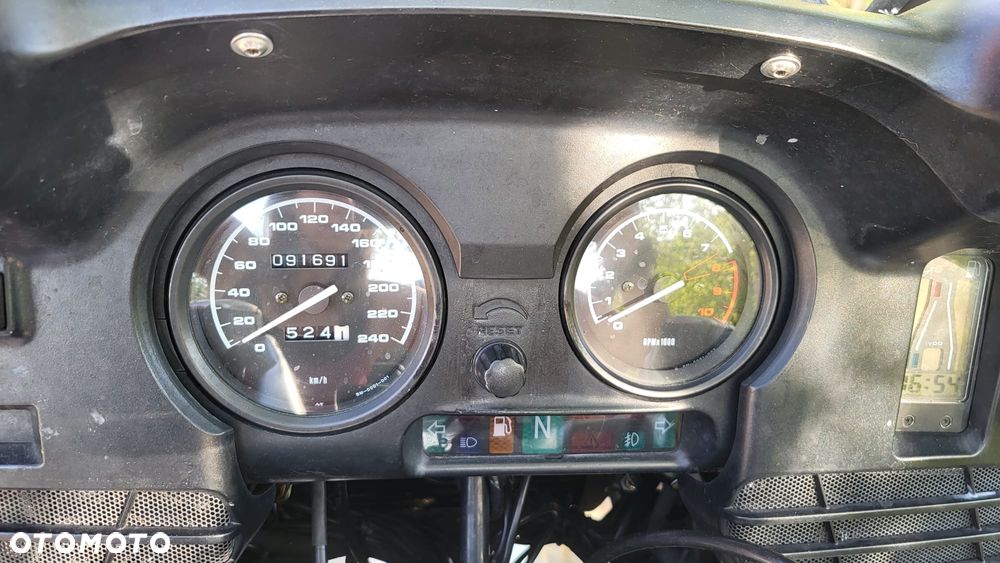 BMW R - 7