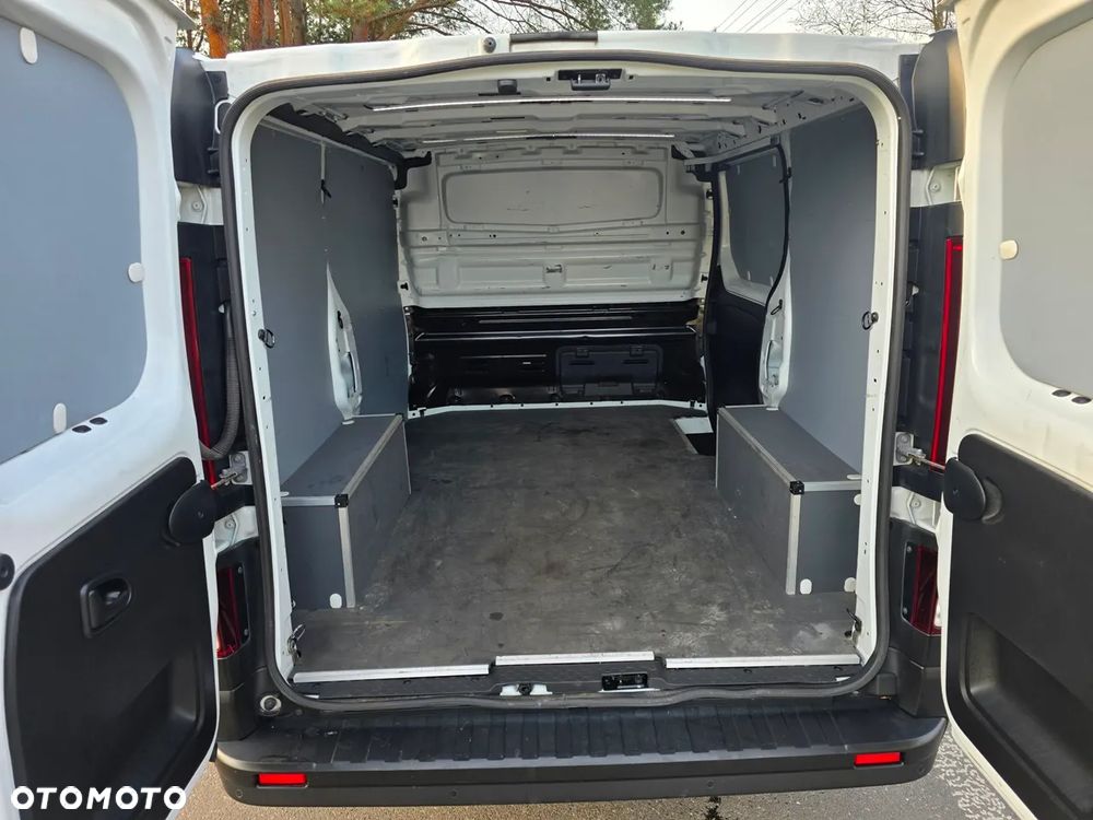 Renault TRAFIC - 22
