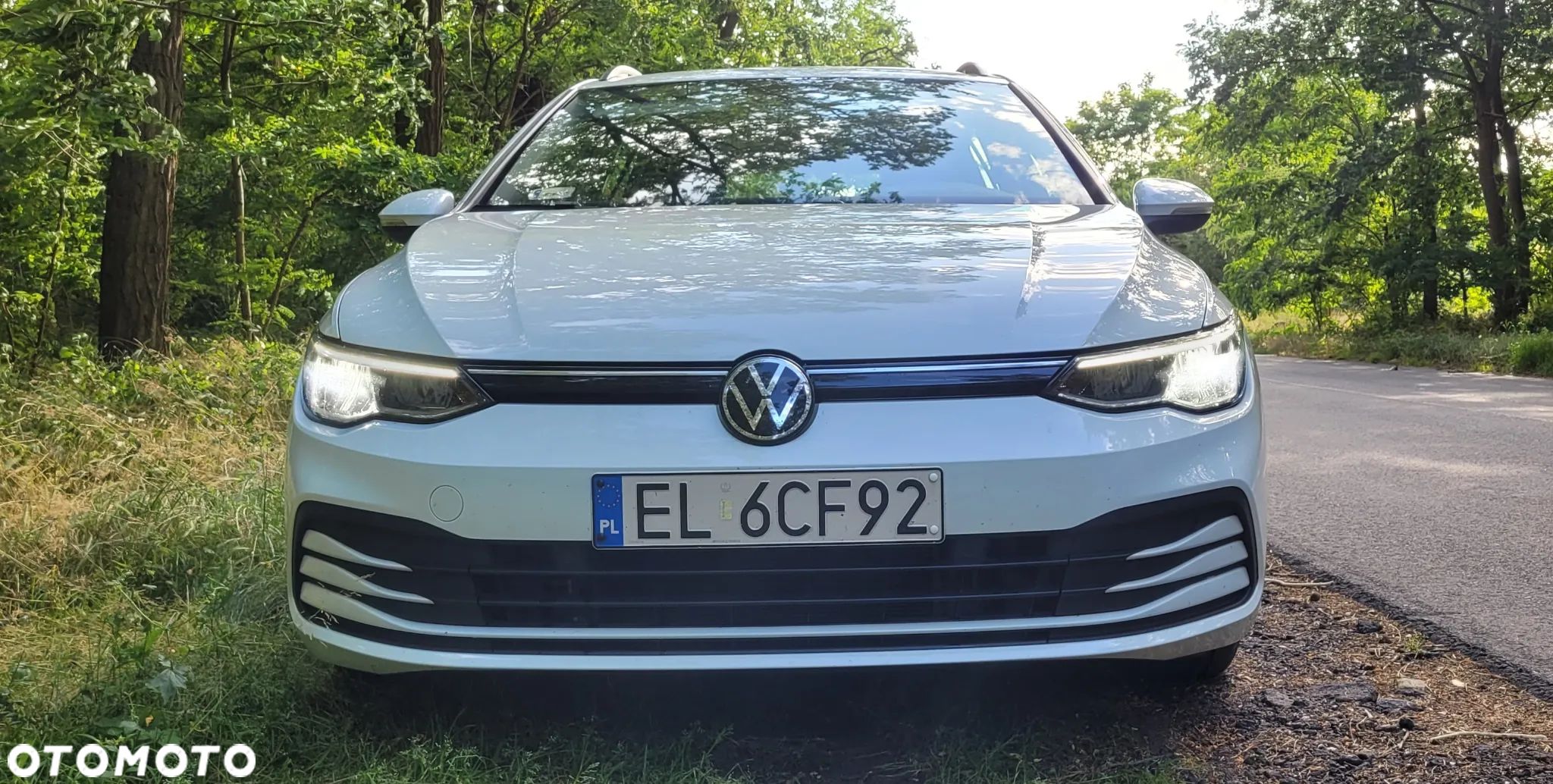 Volkswagen Golf VIII 1.0 TSI Life - 1